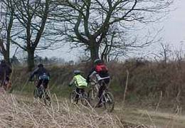 Mountainbike mee iedere zondag met onze groep