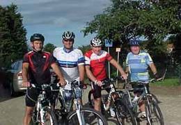 Tresormannen voor hun mountainbiketocht